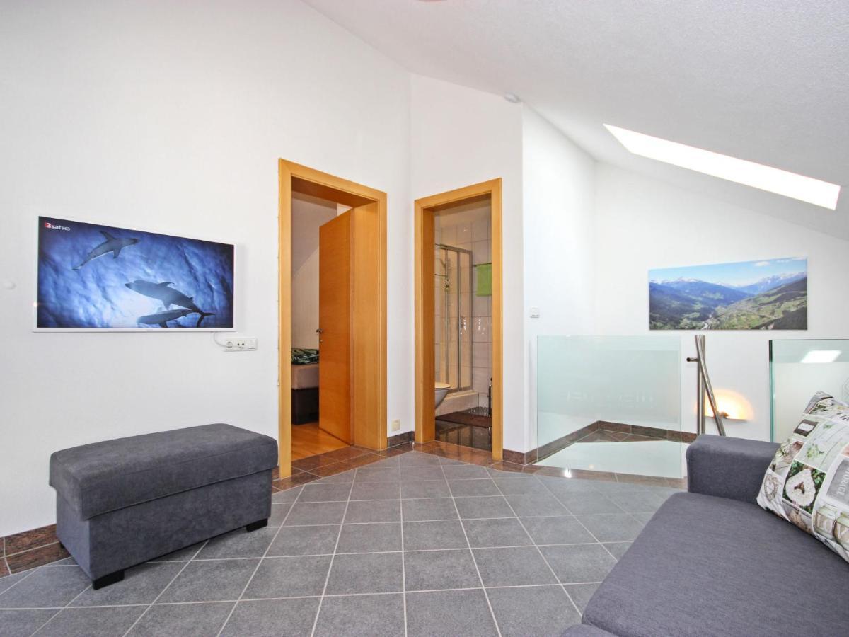 Apartment Jenewein Fließ Exterior foto